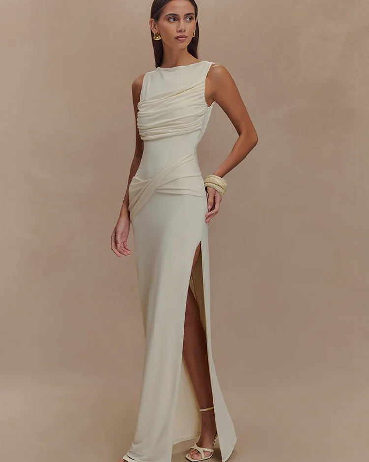 Luna Veil – Backless Floor-Length Dress