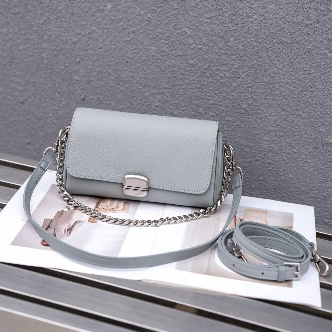 Eve Barrel Luxe bag