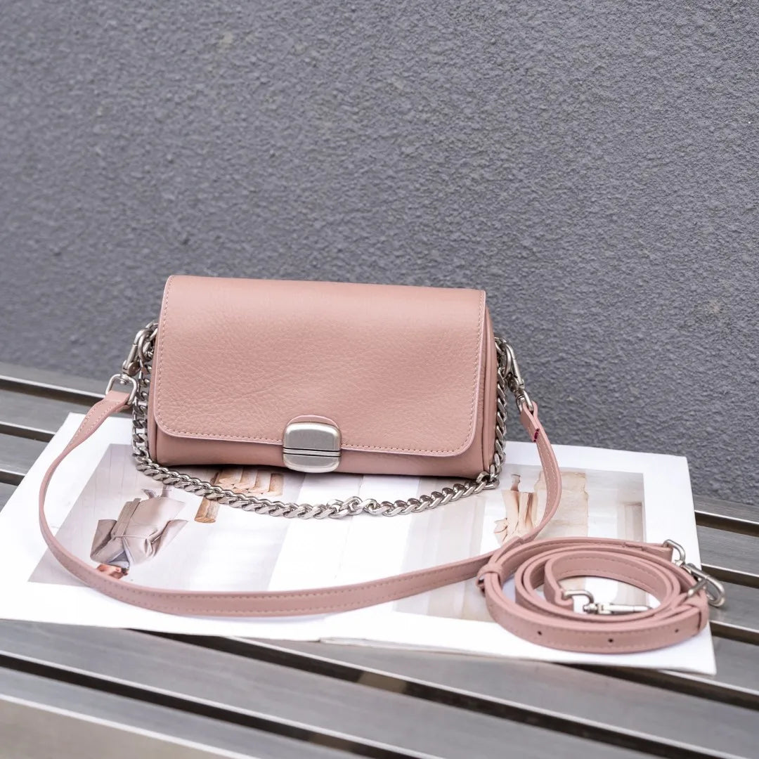 Eve Barrel Luxe bag